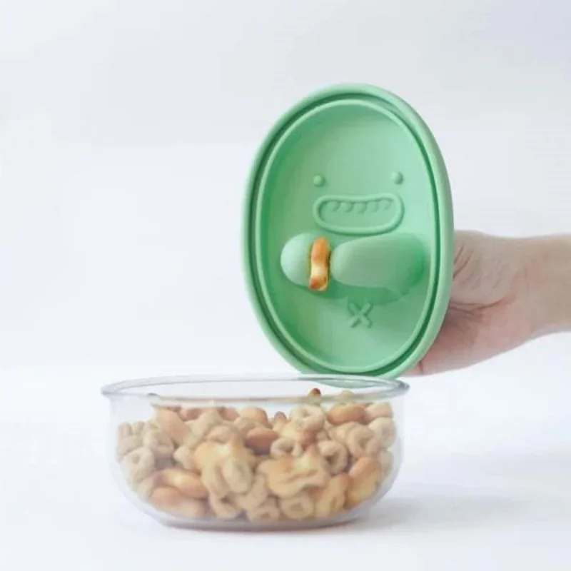 Food Snacks Box - กล่องใส่ขนมแบบแฮนด์ฟรี ไม่มีเศษตกค้าง กล่องเก็บขนม กล่องคุกกี้ลายการ์ตูน กล่องซิลิโคนเกรดอาหาร ปิดผนึกกันความชื้น