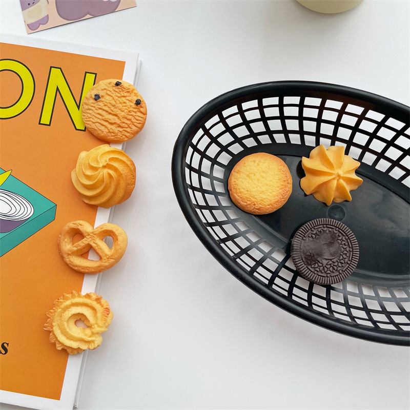 Food Snacks Basket - ตะกร้าพลาสติกทรงรี 1 ชิ้น สำหรับใส่ขนมปัง ผลไม้ ผัก